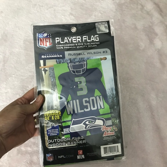 Authentic NFL Player Seattle Seahawks Russell Wilson #3 Oversized Flag 44"x 28" - Picture 3 of 10